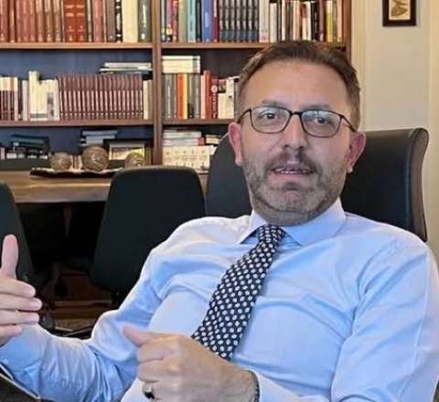 Ərdoğanın sabiq müşaviri  saxlanıldı