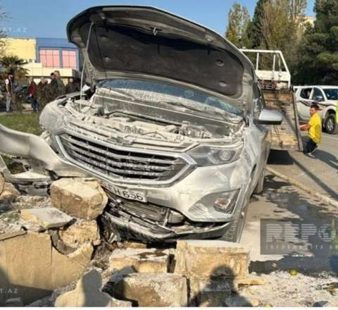 "Şevrolet" piyadaları vurdu, sonra yandı - FOTO 