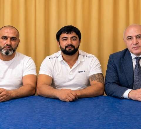 Deputat Arzuxan Əlizadənin oğlunu Ceyhunla nə birləşdirib? -  Şok fotolar