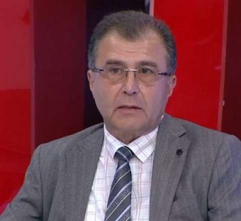 Nəşriyyat direktorunun "özüm yazmışam" dediyi hekayələrin plagiat olduğu üzə çıxdı -  QALMAQAL
