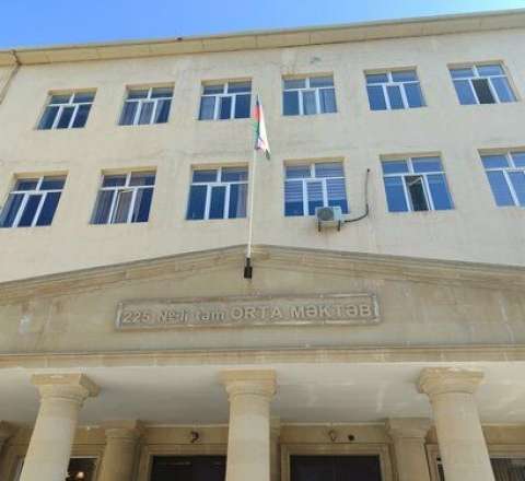 Şagird pəncərədən yıxılıb öldü, psixoloqlar cəlb olundu 