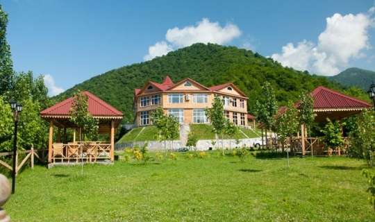 Rayonlarımızda istirahət xaricdə istirahətdən baha başa gəlir 