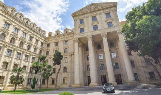 Bakı İrandakı azərbaycanlılara müraciət etdi 