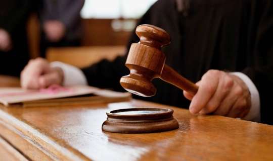 Dövlətə xəyanətdə təqsirləndirilən şəxsin cəzası... 