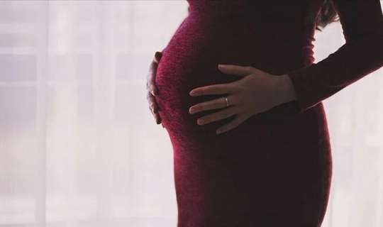 Surroqat ana biznesi – Azərbaycanlı qadınların qlobal bazarda görünməmiş aktivliyi 