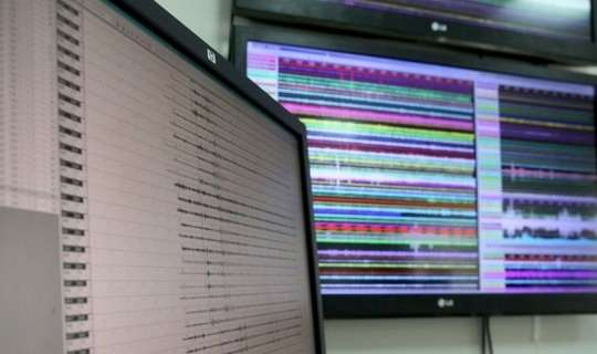 İranda güclü zəlzələ oldu 