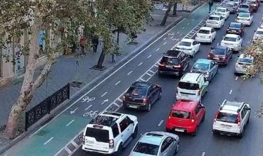 Bakıda bu istiqamətlərdə sıxlıq var  - SİYAHI