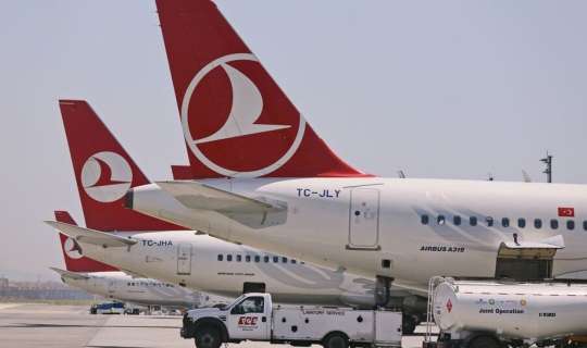 Türkiyə Rusiya ilə uçuşları bərpa edir 