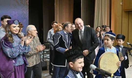 Xalq artisti Prezidentlə dialoqundan danışdı: “Məndən həmin uşağı soruşdu” 