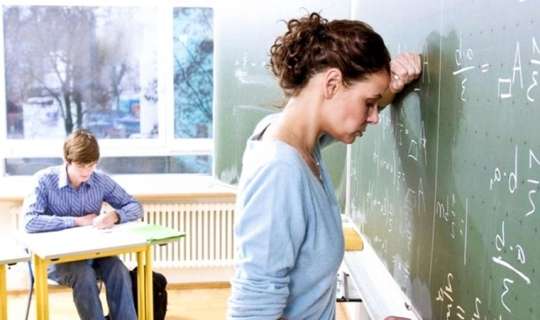 Müəllimlər üçün 8 saatlıq iş günü: Təklif həyata keçəcəkmi? 