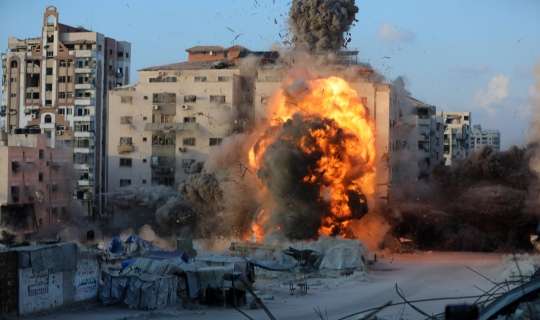 İsrail ordusu “HƏMAS”ı vurdu – Əyn əl-Həlvə düşərgəsinə zərbə endirildi – VİDEO 