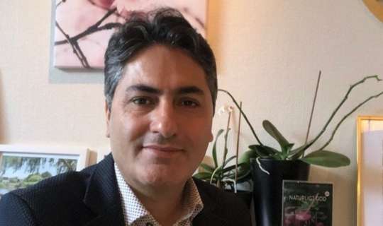 “Güney Azərbaycan referendum istəyir” – İsveçdə yaşayan milli fəal Saleh Kamrani ilə müsahibə 