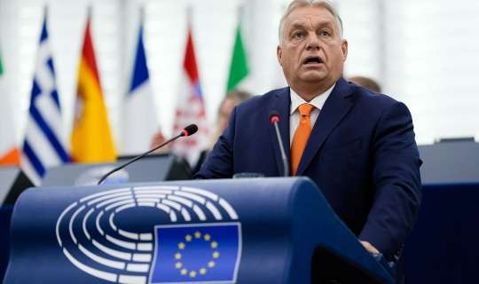 Ailəsi ilə şantaj olunan Orban anasına zəng vurdu: Həll edəcəyəm -  VİDEO