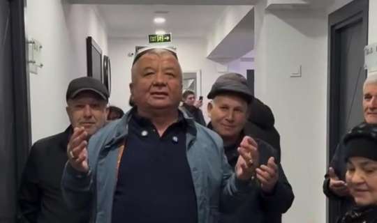 Özbəkistanlı ekstrasens Azərbaycandan çıxarıldı 