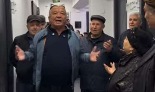 Xəstələri 60 manata əl enerjisi ilə "müalicə edən həkim"  SAXLANILDI - VİDEO