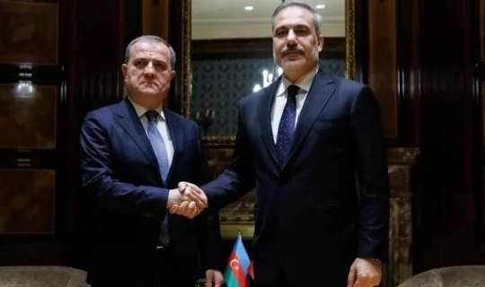 Ceyhun Bayramov Hakan Fidanla Ər-Riyadda görüşdü 