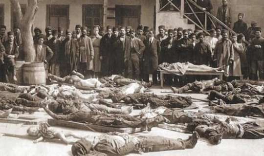 Bakıda dəhşətli qırğın, 12 min ölü - Avstriya qəzeti 