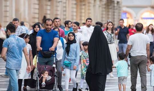Azərbaycanda pul xərcləyən turistlər hara yoxa çıxıb? – Xaricə səfər ikiqat  bahalaşıb