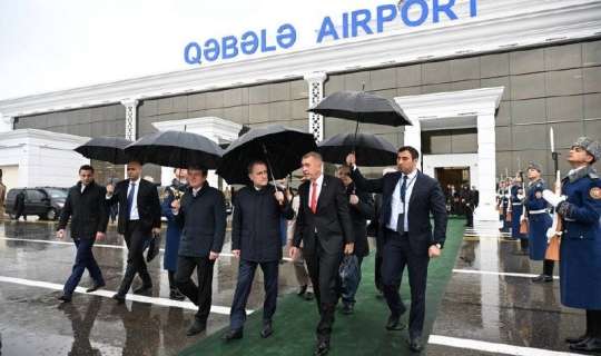 Babişin Azərbaycana səfəri başa çatdı  - FOTO