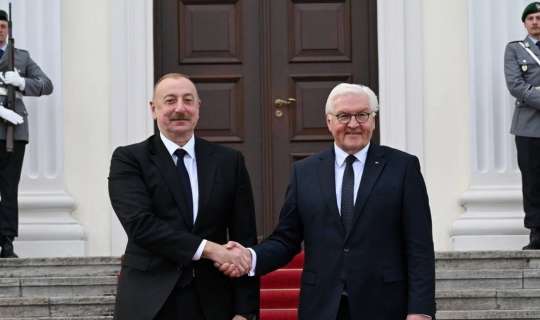Prezident İlham Əliyevin Almaniya səfəri: Rusiya niyə qıcıqlanır? 