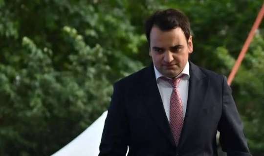 Deputat maaşından imtina etdiyini açıqladı 