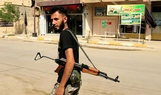 İran İraqa təzyiq edir:  “Şiələrdən silahları almayın”