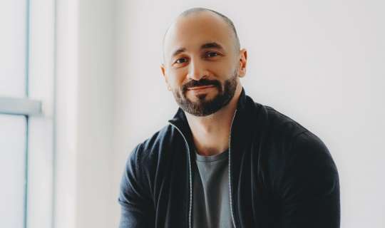 Nazir müavininin oğluna 1,8 milyonluq tender verildi 