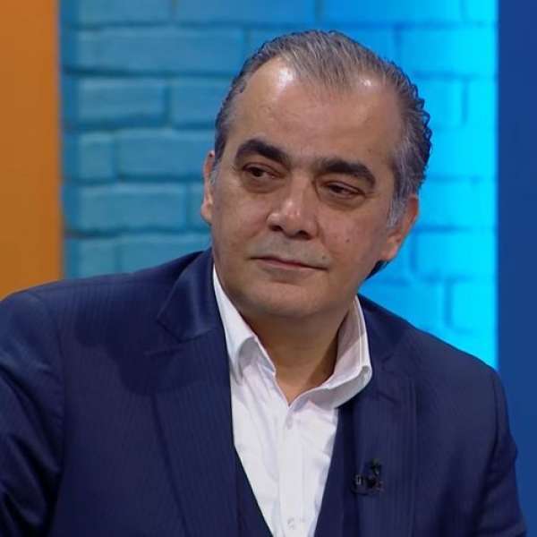 20 Yanvarda Moskvaya qaçan nazir öz müavininə zəng edib deyir ki... 