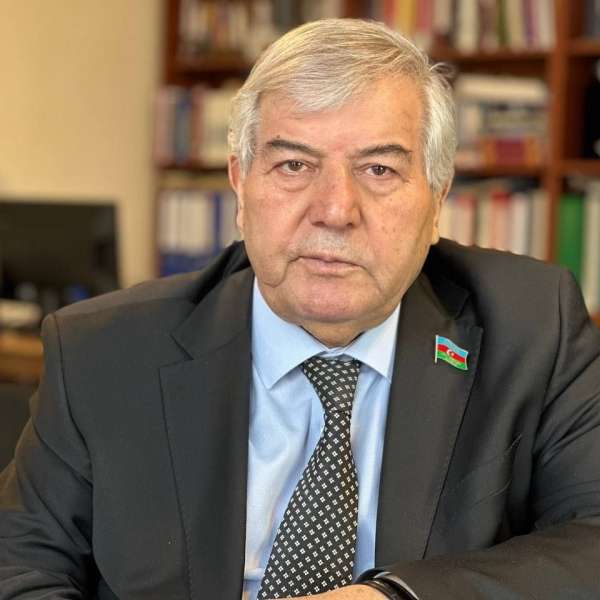 Prezident haqqında paylaşdıqları tərbiyəsiz yazı və şarj... -  Sabir Rüstəmxanlının cavabı