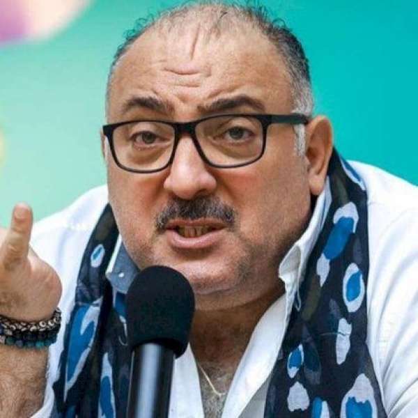 Atamın silahı... - Bəhram Bağırzadə məktəbdəki hadisədən yazdı 