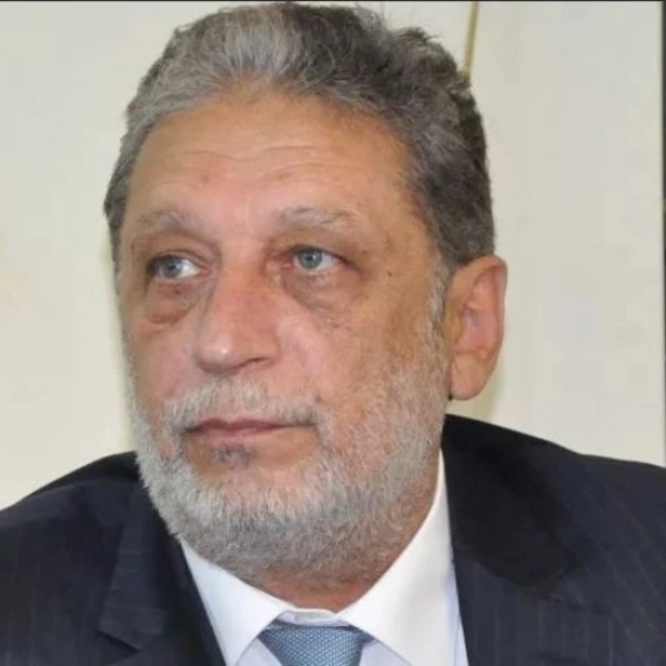 Kəramət Böyükçöl məhv edilməli, kitabları yandırılmalıdır 