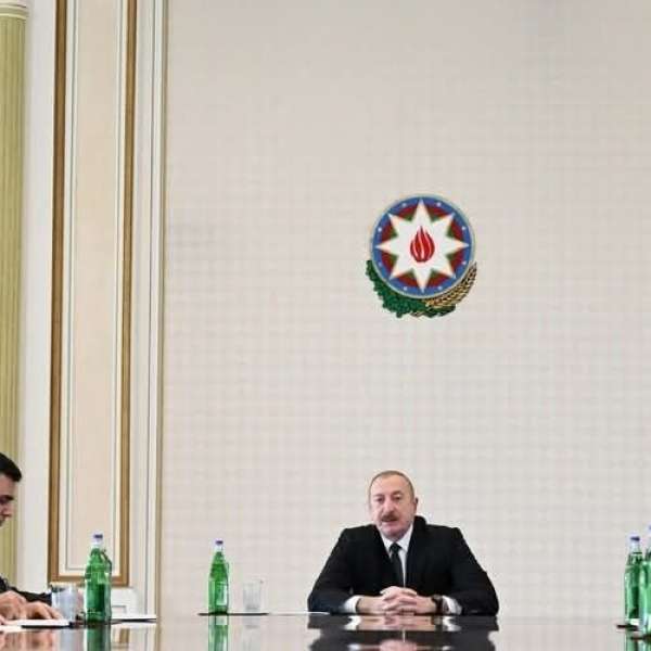 Prezidentin icra başçıları ilə görüşünün analizi: idarəçilikdə yeni mərhələnin konturları 