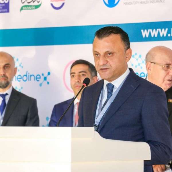 Səhiyyə sisteminin və 260 milyonun yeyilməsi - Vüqar Qurbanovun çarəsizliyi 