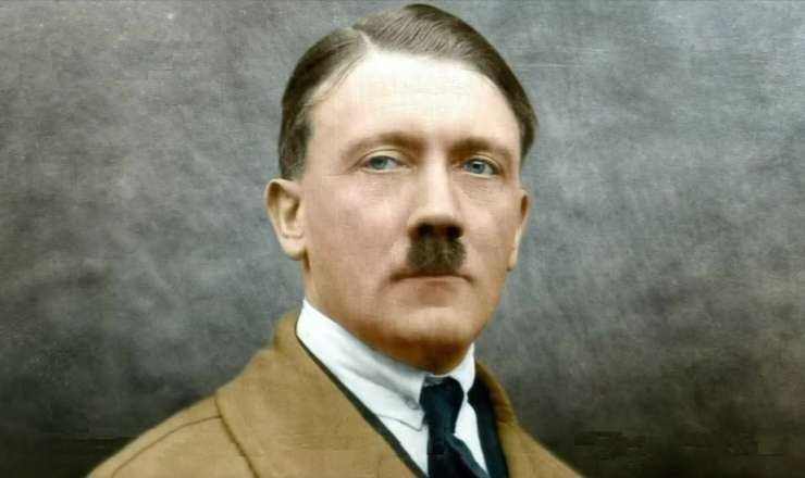 Məxfi sənəd yayıldı: Hitler özünü öldürməyibmiş - Şok 
