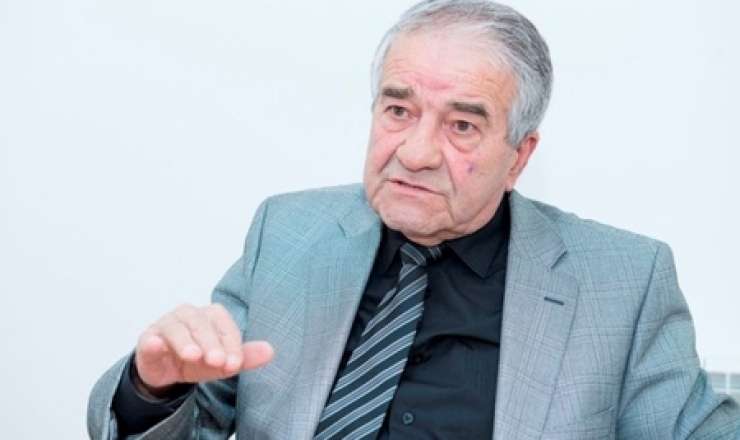“Milli Məclisdə “arvad” sözünü müzakirə etməkdənsə, o arvadların ərlərinin maaşlarını artırsınlar" 