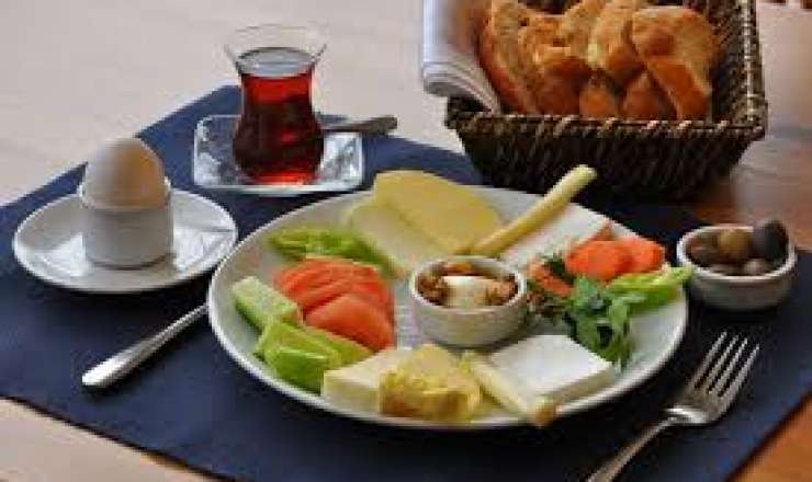Qan şəkərini sabit saxlamaq üçün ən yaxşı səhər yeməyi 