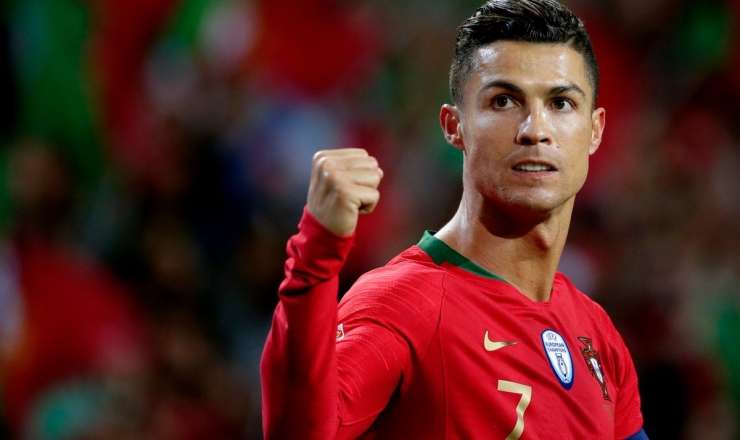 Ronaldo tarix yazdı:  İLK oyunçu...