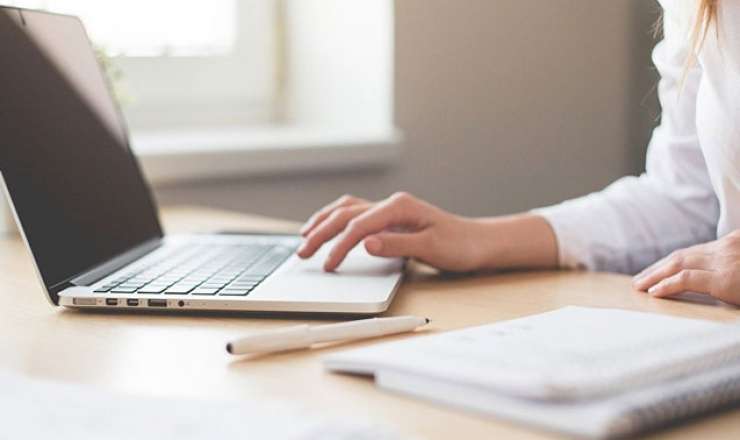 Distant iş və yaratdığı suallar: Maaş fərqi çox olacaq? 