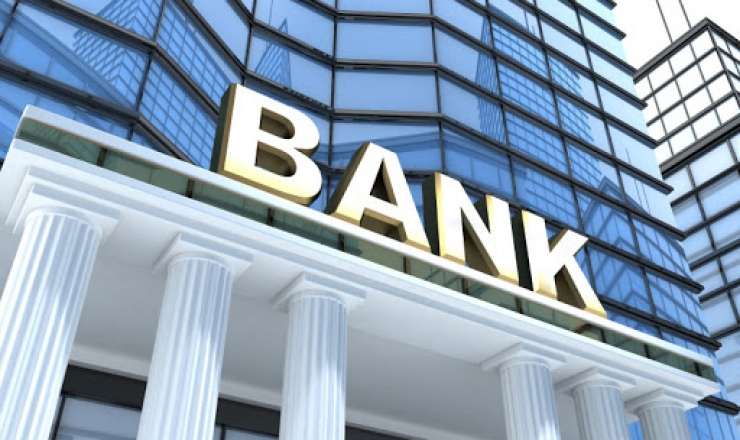 İranın ən böyük banklarından biri müflis oldu