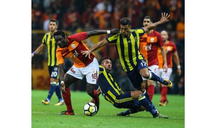 "Fənərbaxça"nın 2 ulduz fultbolçusu klubdan ayrıldı 