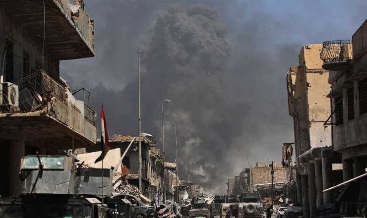 İraqda "Castrol" şirkətinin neft anbarlarında güclü yanğın baş verdi  - VİDEO
