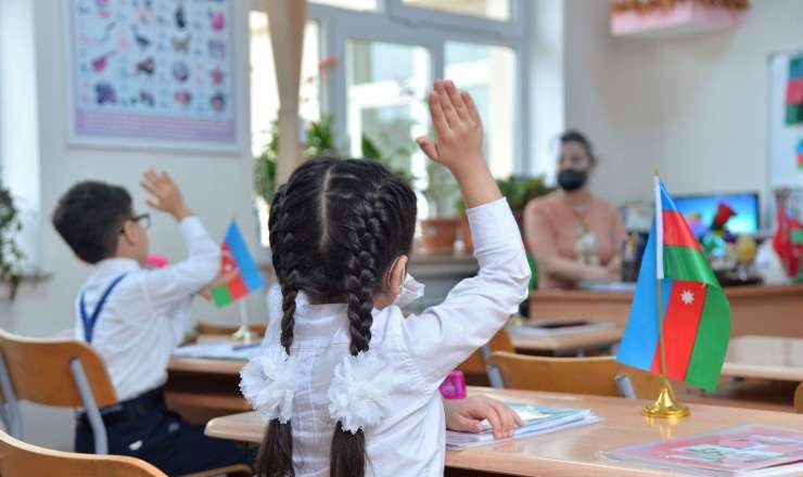 I sinfə şagird qəbulu başladı 