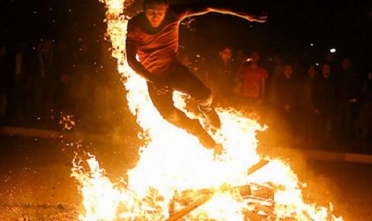 Mingəçevirdə bayram tonqalı yanğına səbəb oldu 