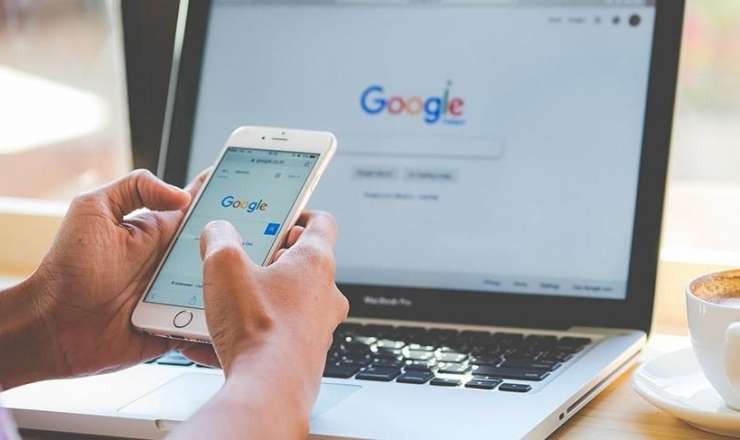 Moskvada mobil internet kəsildi 