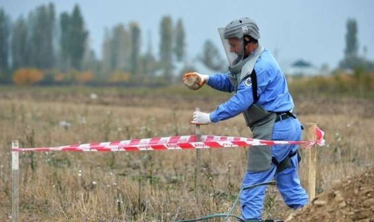 Minaaxtaran minaya düşdü 