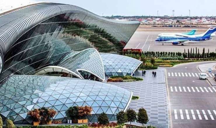 Aeroportda "Bakı Taksi Xidməti"nin MONOPOLİYA dövrü başladı, qiymətlər KƏLLƏ-ÇARXA qalxdı 