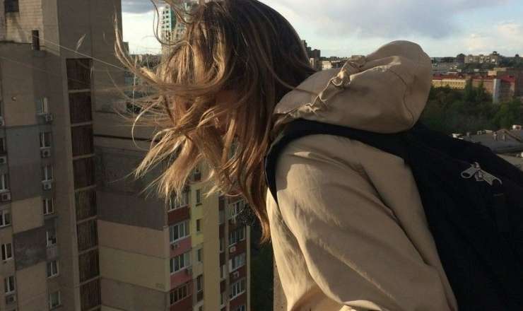 "AAAF Park"da bədbəxt hadisə: Binanın 14-cü mərtəbəsindən yıxıldı - VİDEO 