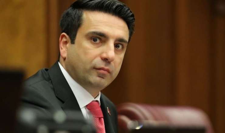 Paşinyan Alen Simonyan kimi siyasətçini niyə vurdu? 
