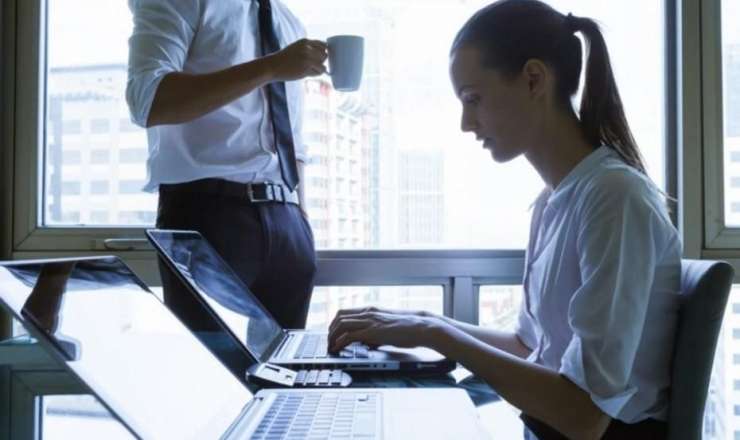 DİQQƏT: İşə getmədən də maaş ala bilərsiniz 