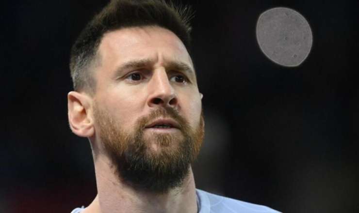 Messi rəqib futbolçunu sillələdi - VİDEO 